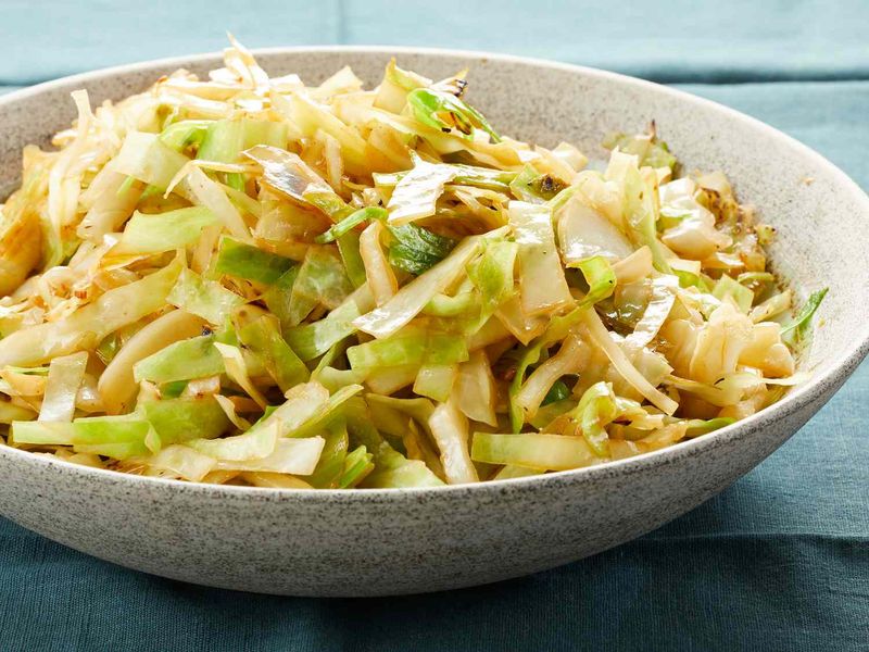 Cabbage Stir-Fry with Garlic and Soy Sauce