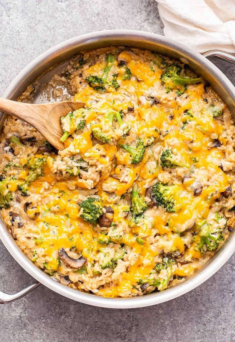 Cheesy Broccoli and Rice Casserole