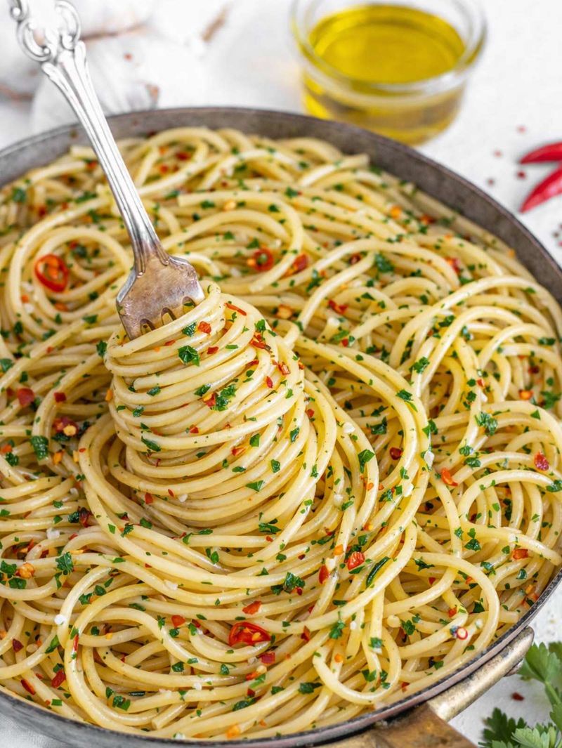 Classic Spaghetti Aglio e Olio