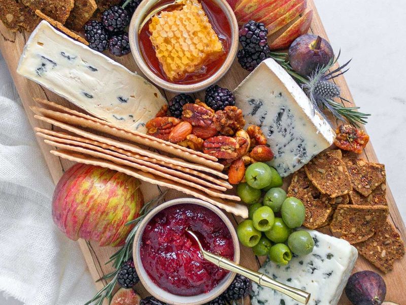 Layer in Honeycomb for Natural Sweetness