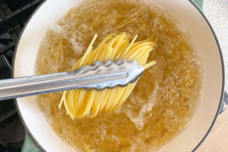 Boil Pasta in Less Water Than You Think (Italy)