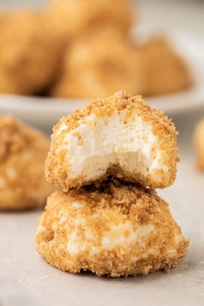 Air-Fryer Cinnamon Cream Cheese Fat Bombs