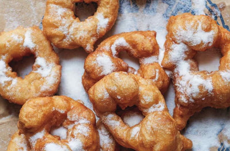 Sfinj (Moroccan Doughnuts)