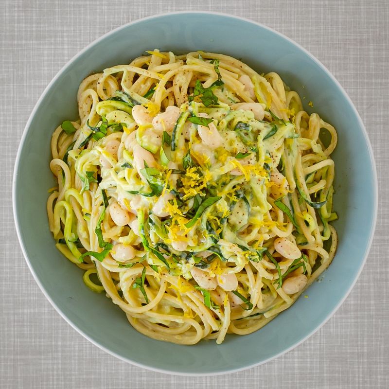 Lemon Garlic White Bean Pasta