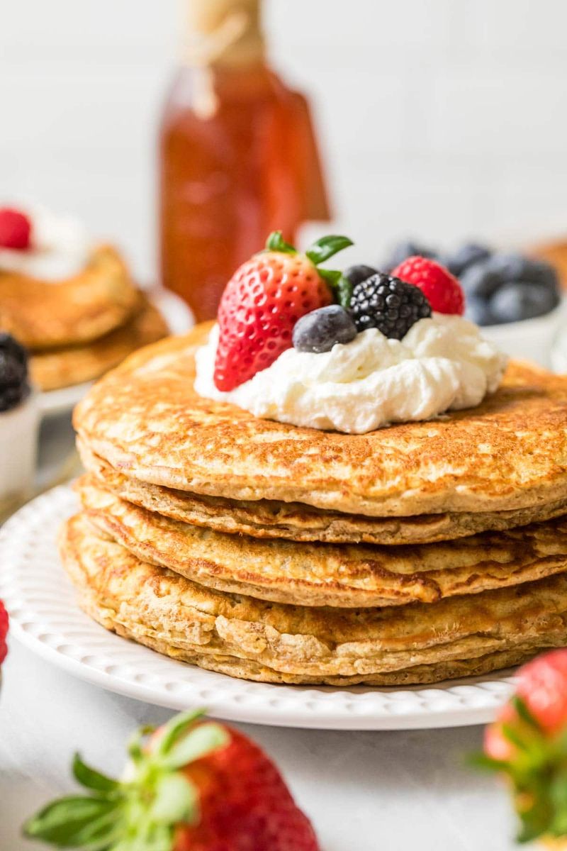 Whole Wheat Pancakes with Berries