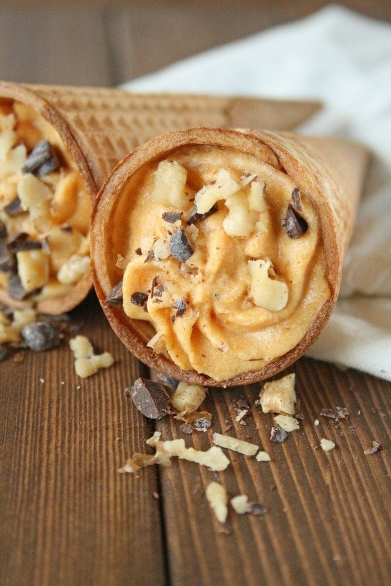 Pumpkin Spice Cannoli
