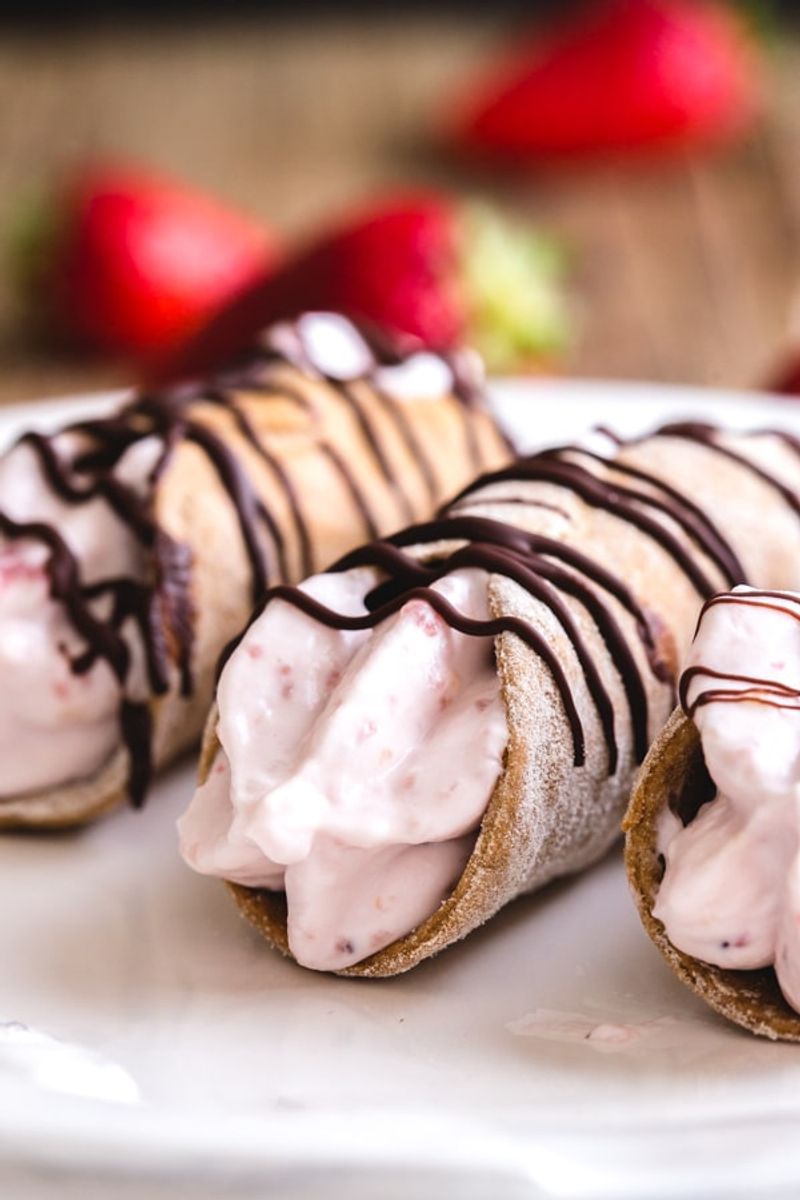Strawberry Cannoli