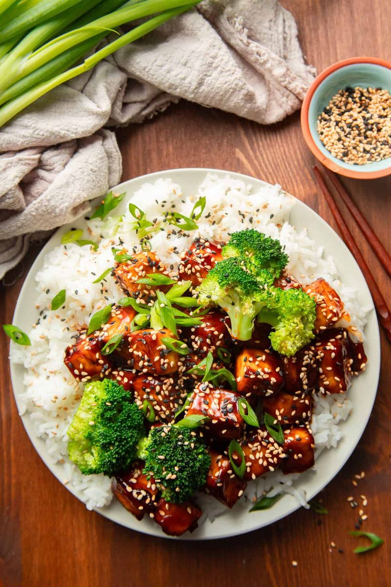 Tofu and Broccoli Teriyaki Casserole