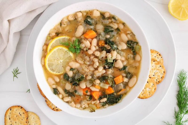 Lemon Garlic White Bean Soup