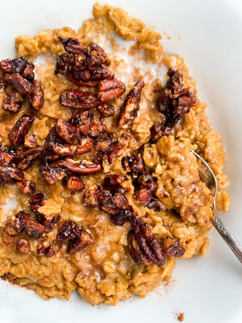 Pumpkin Spice Oatmeal with Candied Pecans