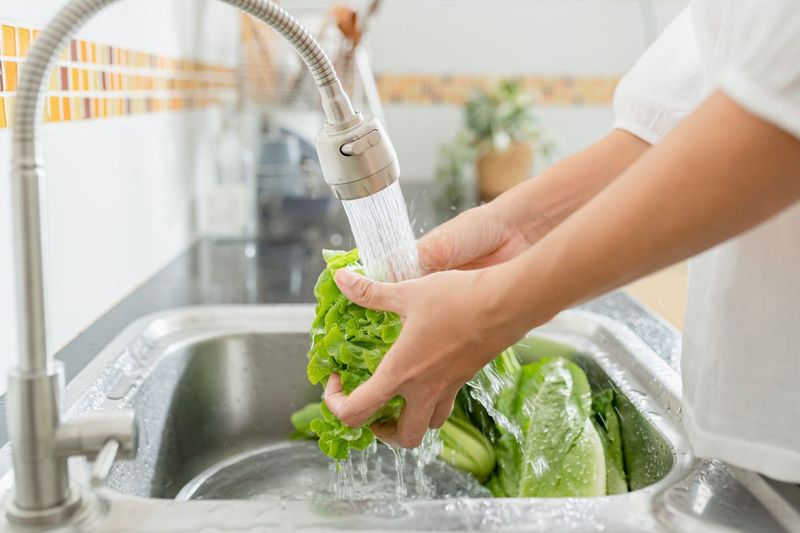 Wash and Dry Produce Thoroughly