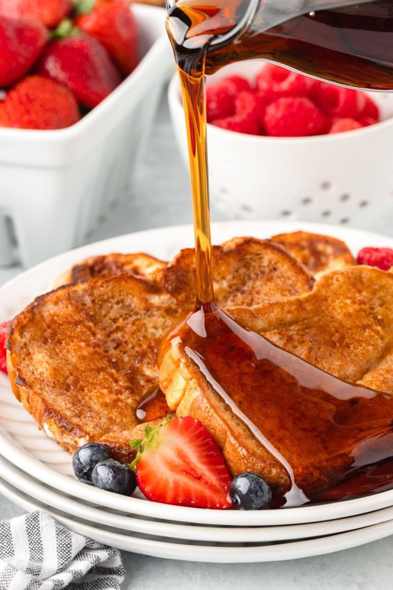 French Toast with Cinnamon and Maple Syrup