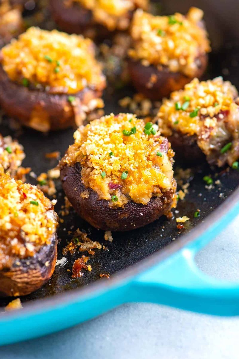 Mac and Cheese Stuffed Mushrooms