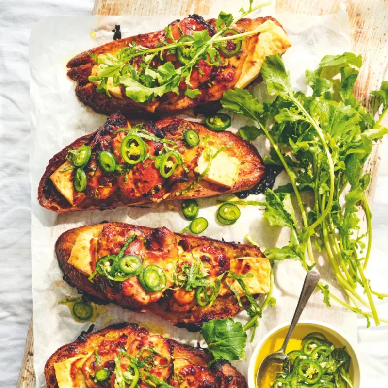 Harissa Chicken Flatbreads