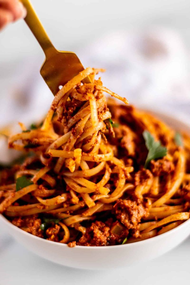 Spaghetti with Walnut Bolognese