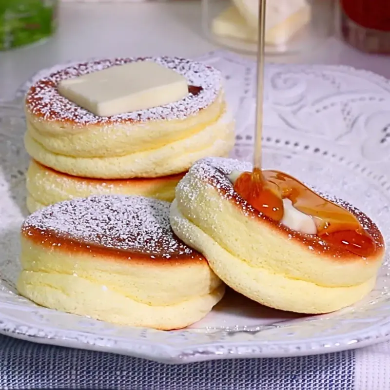 Japanese Soufflé Pancakes