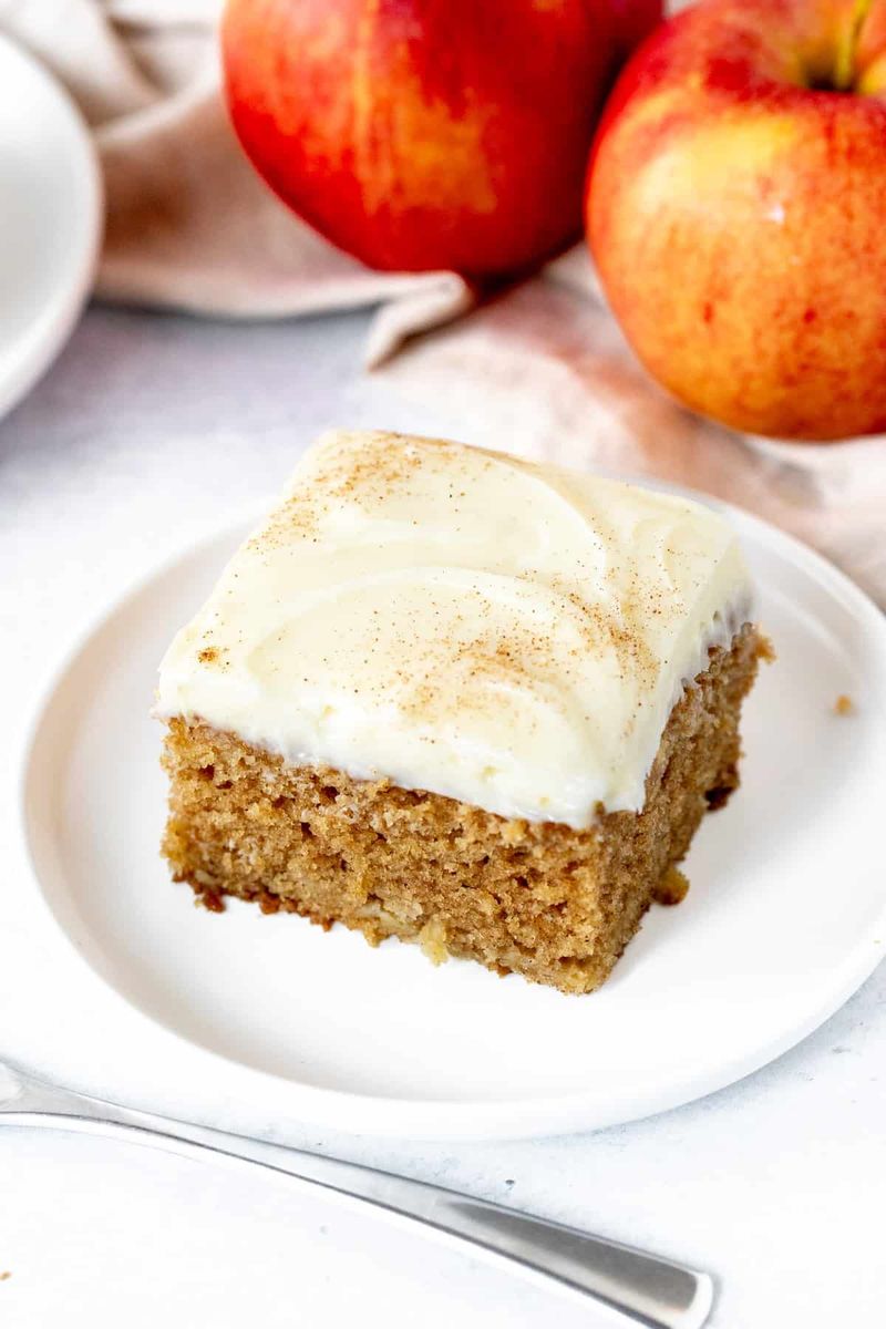 Applesauce Spice Cake