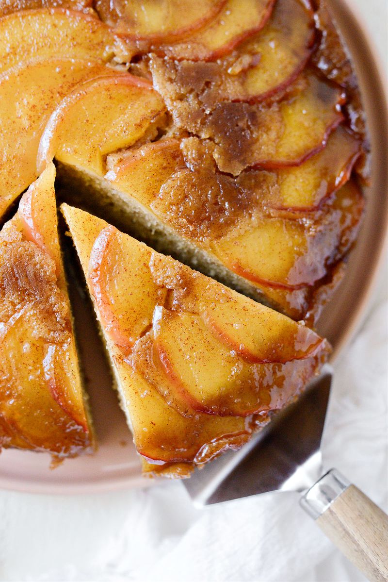 Apple Cinnamon Upside-Down Cake