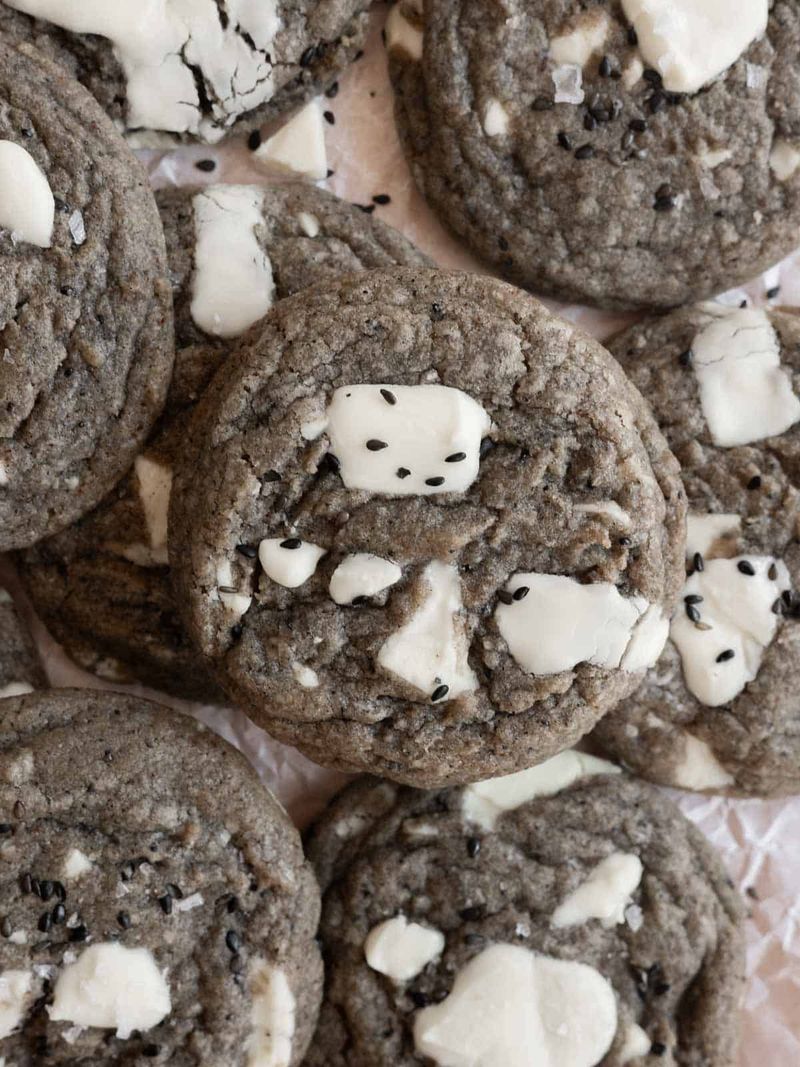 Black Sesame Vanilla Bean Cookie