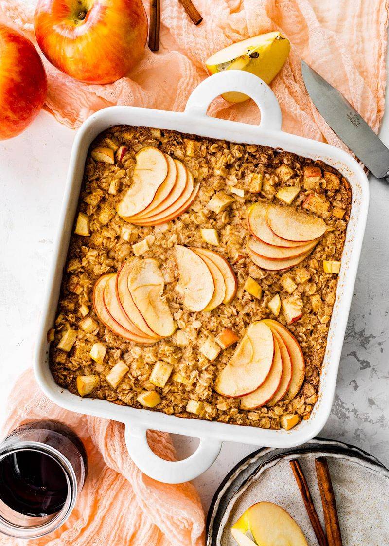 Spiced Apple And Walnut Baked Oatmeal