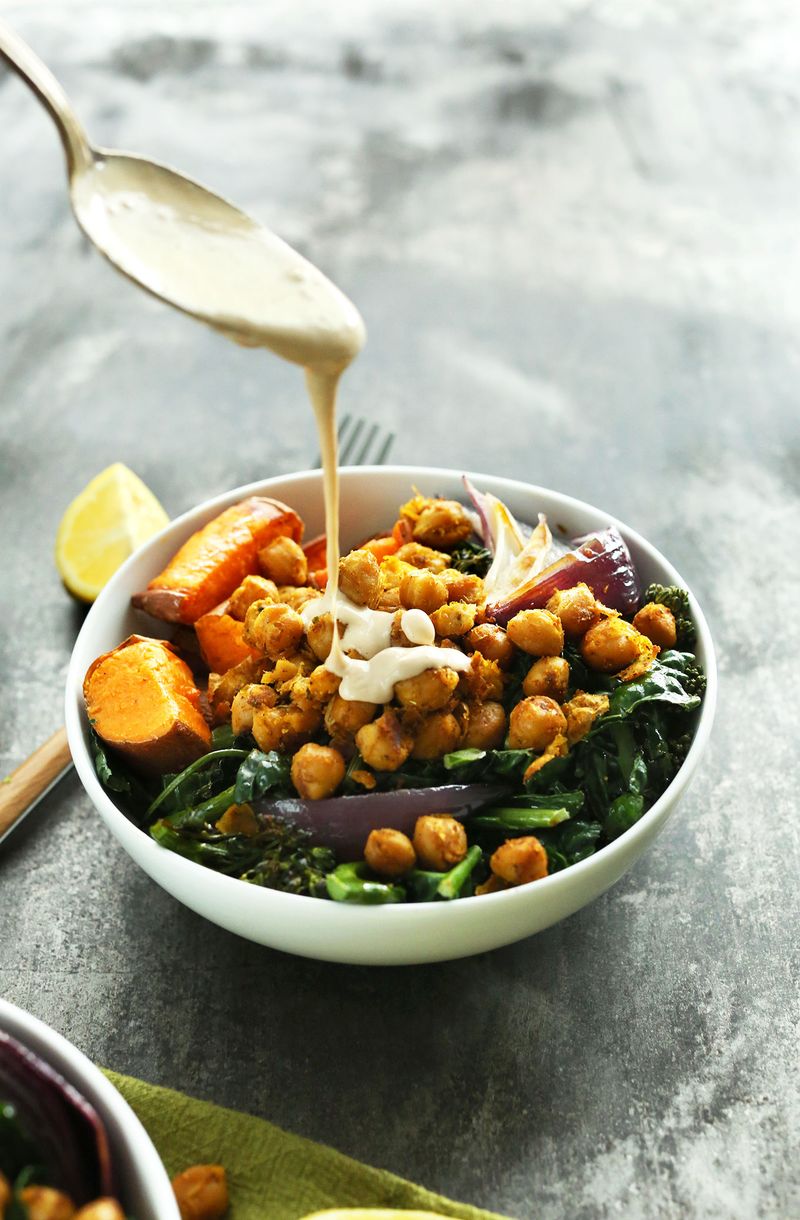 Crispy Chickpea and Kale Buddha Bowl