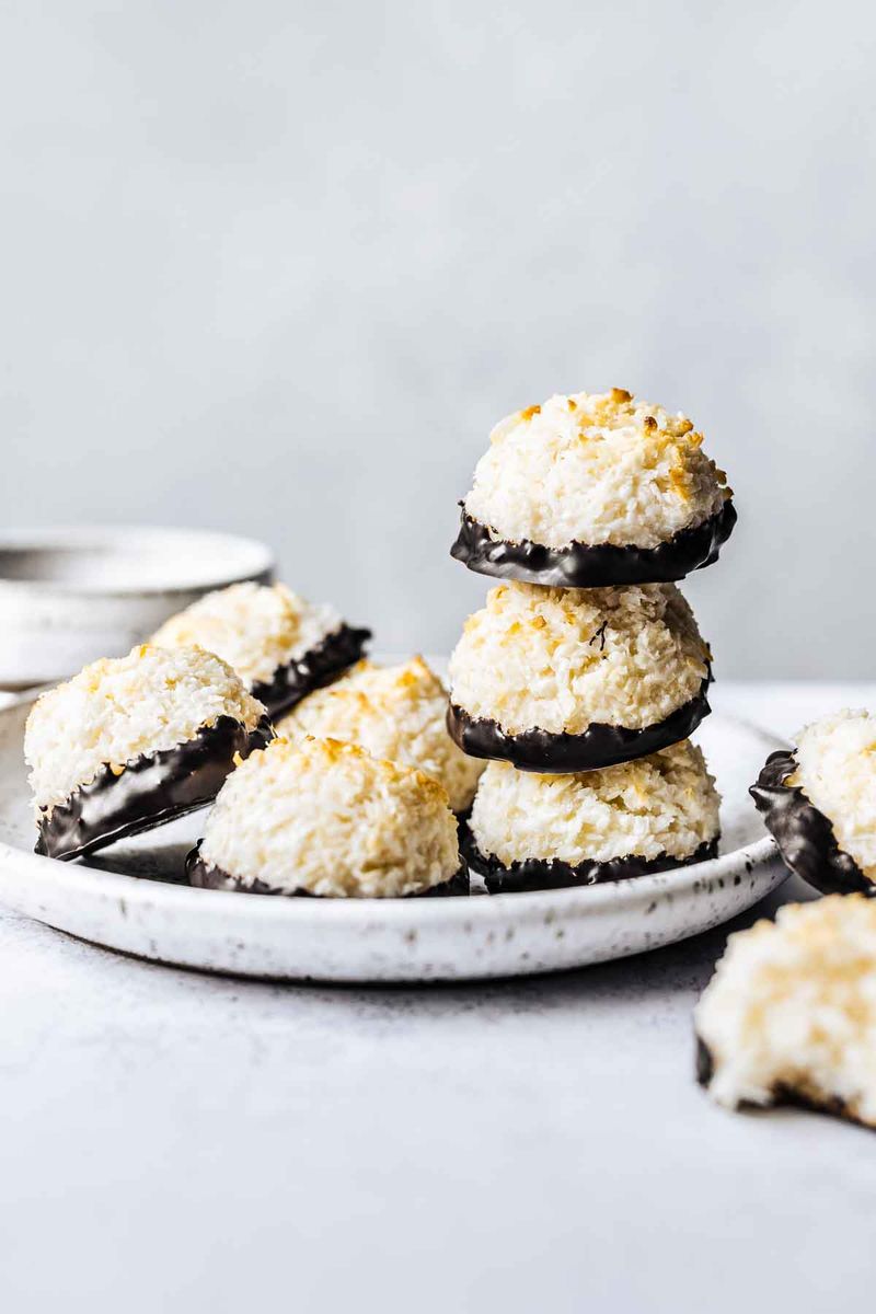 Macaroons (Coconut)