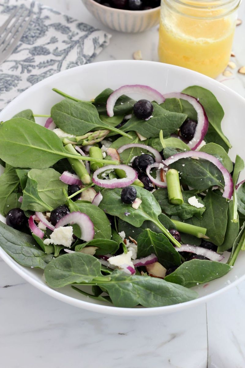 Spinach, Blueberry, and Almond Salad