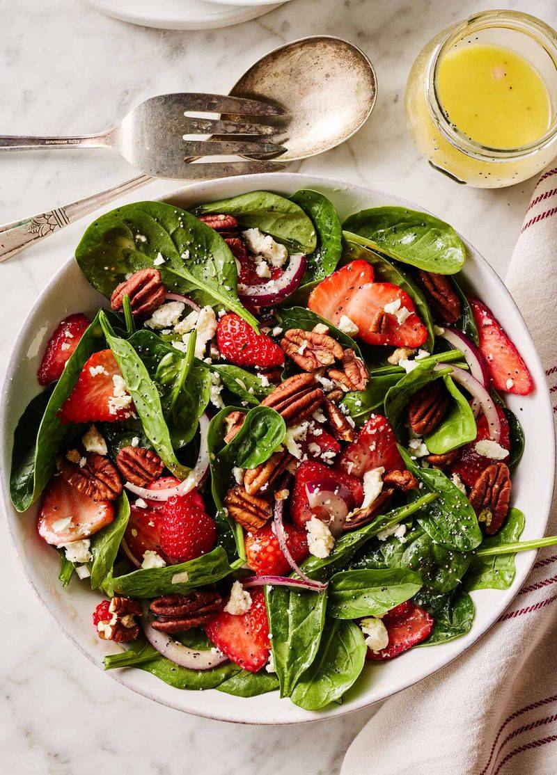 Spinach and Strawberry Salad
