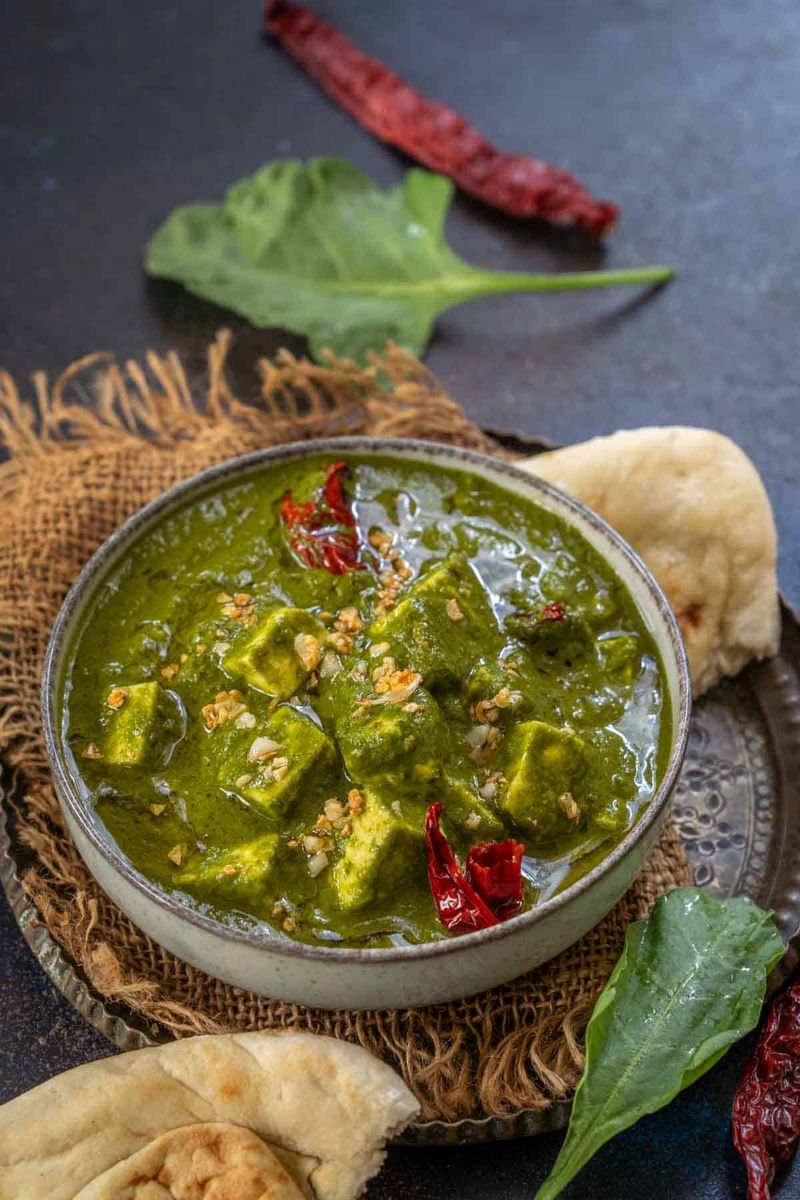 Palak Paneer (Spinach and Cottage Cheese Curry)