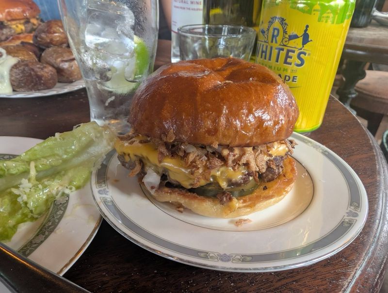 Burger Republic