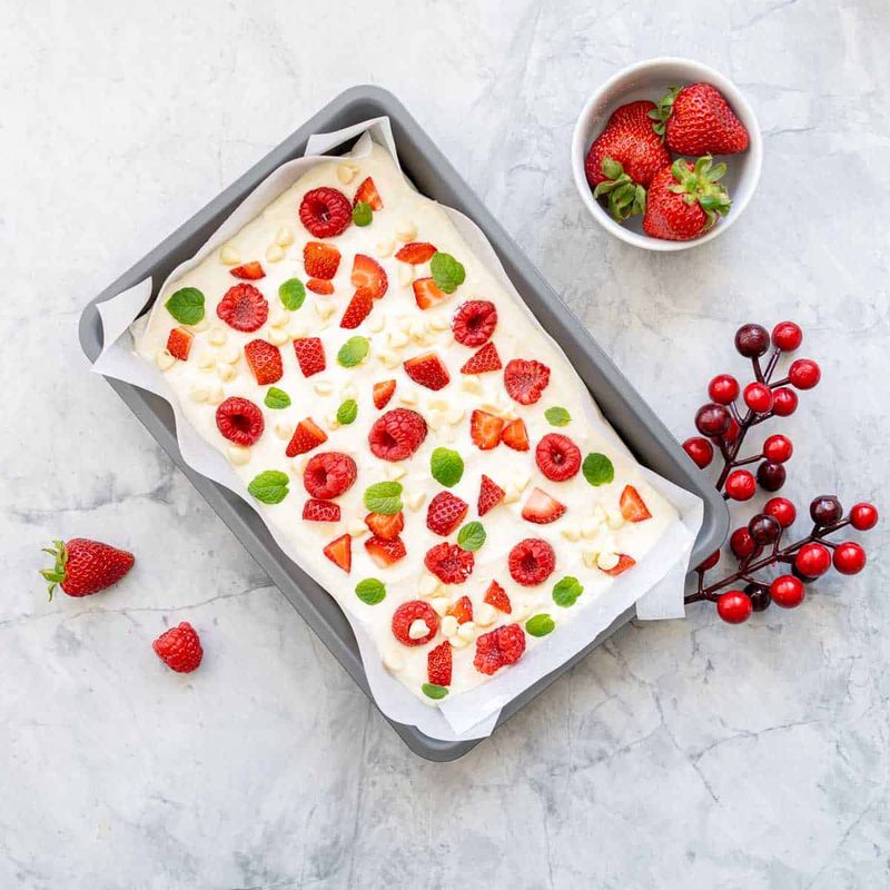 Frozen Yogurt Bark with Kiwi and Mint