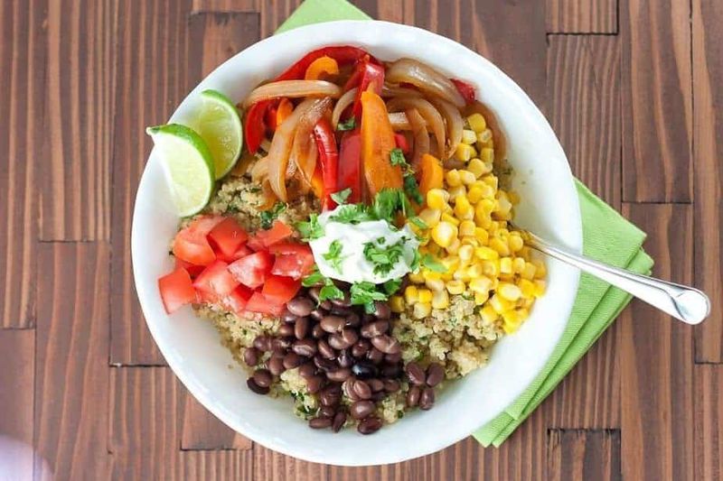 Black Bean and Quinoa Burrito Bowl