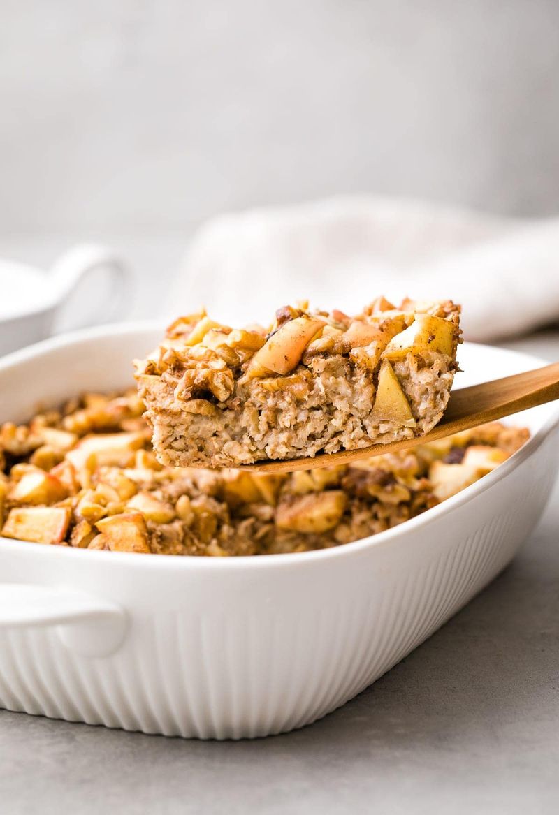 Apple Cinnamon Baked Oatmeal
