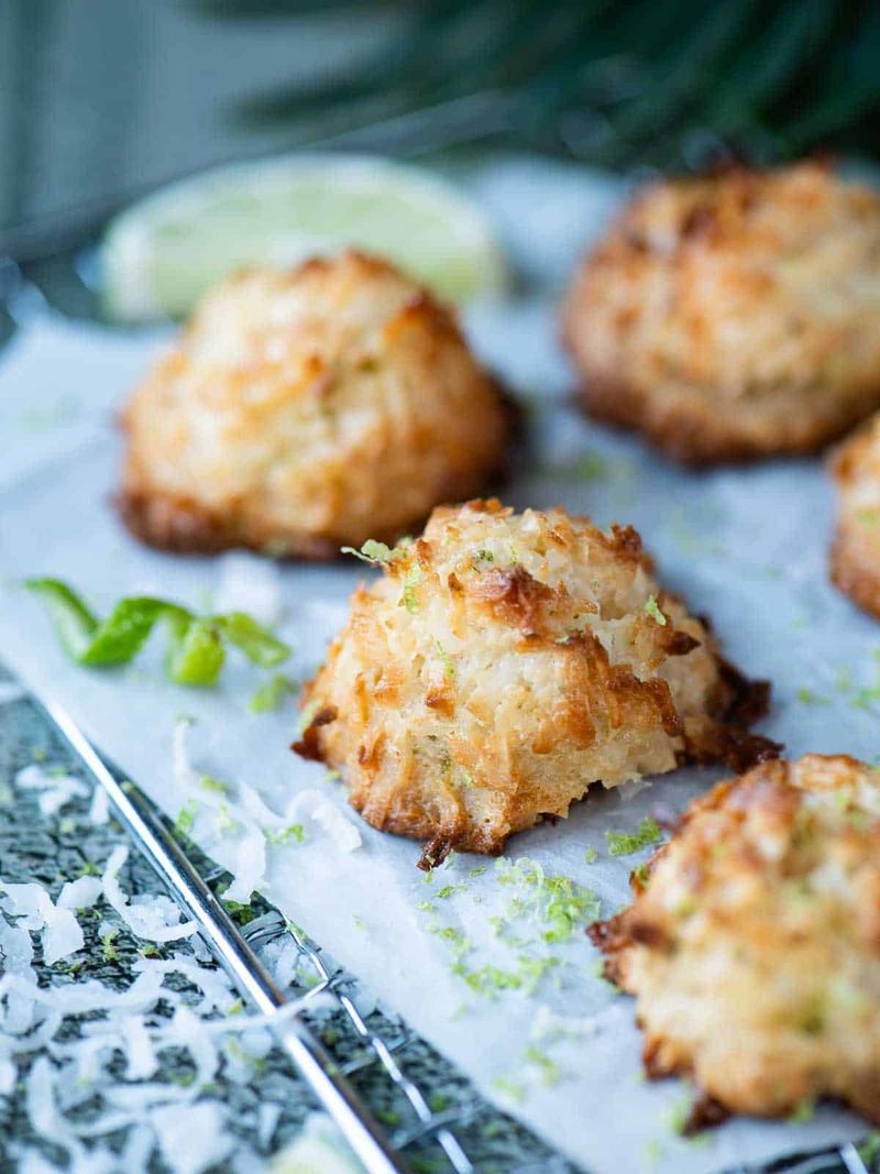 Coconut Lime Macaroon Cookie