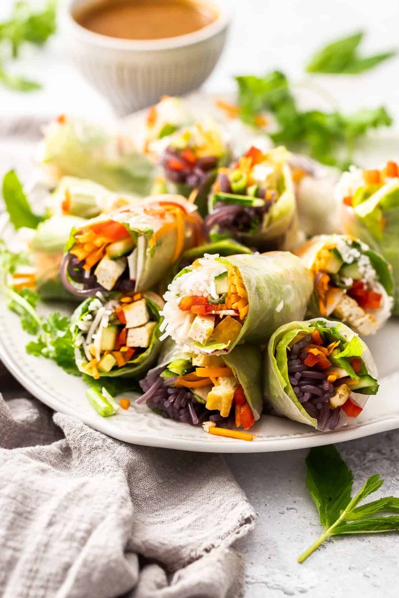 Wrap Vegetables in Rice Paper Rolls