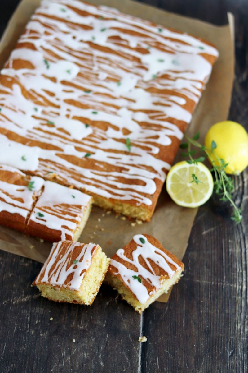 Lemon Drizzle Traybake