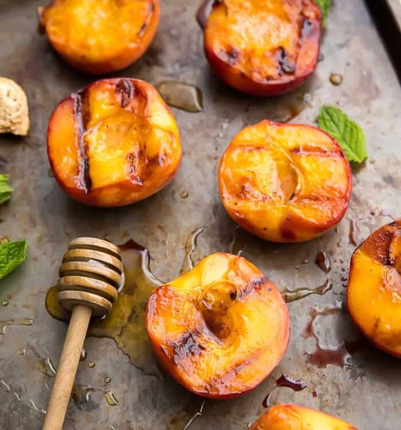 Roast Peaches With Cinnamon and Honey