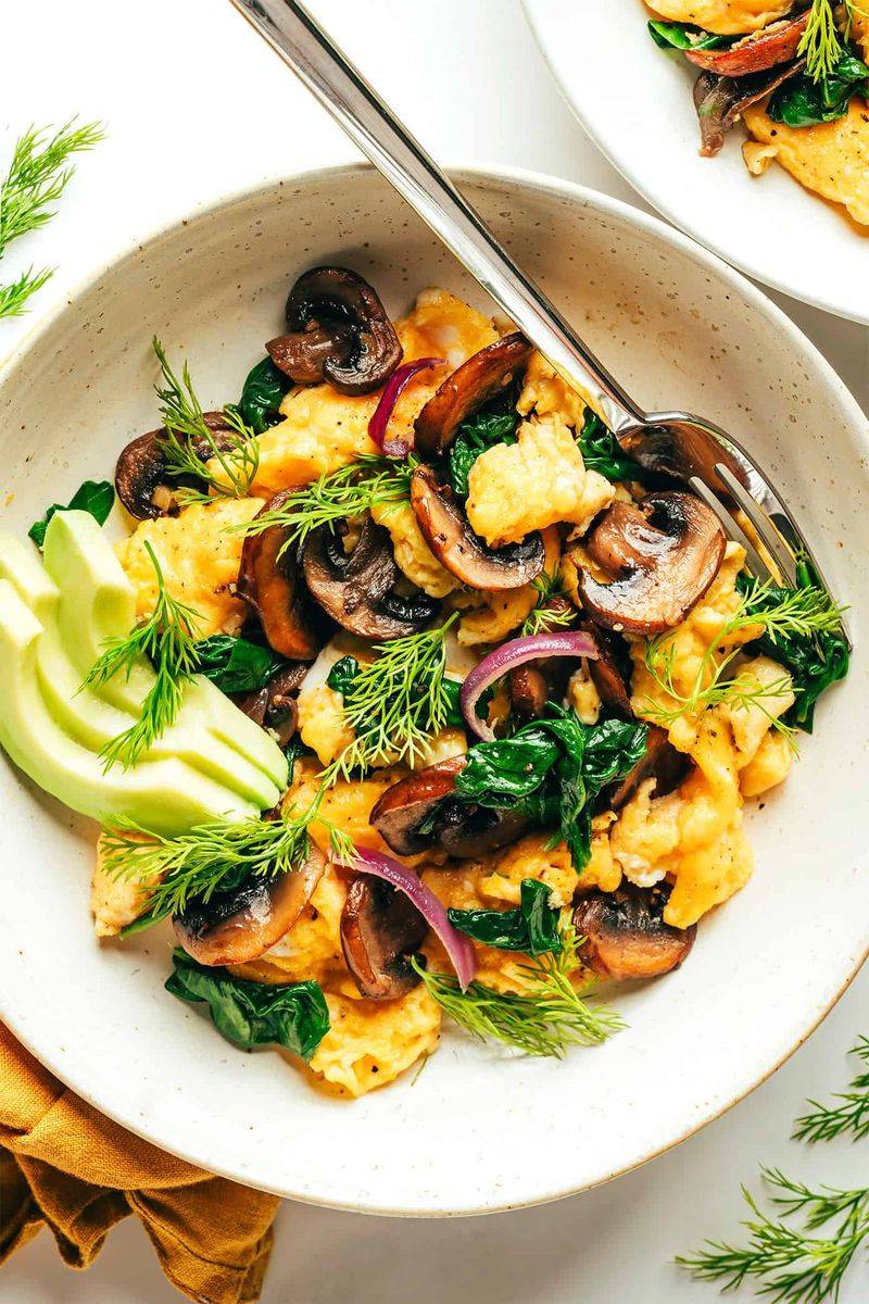 Scrambled Egg Veggie Scramble