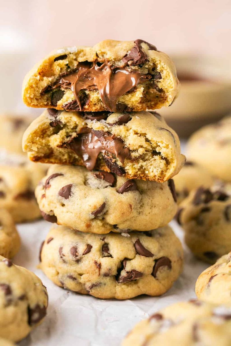 Nutella Stuffed Cookies