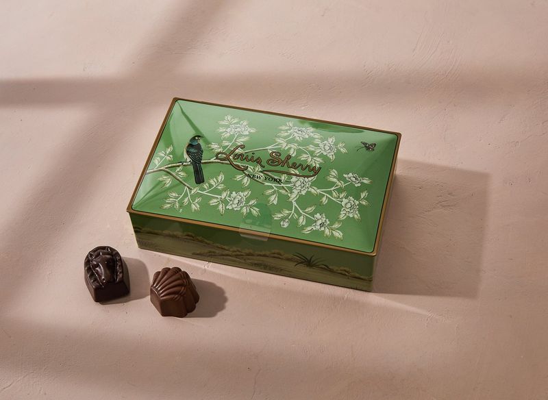 Aged Pu-erh Tea with Dark Chocolate Truffles