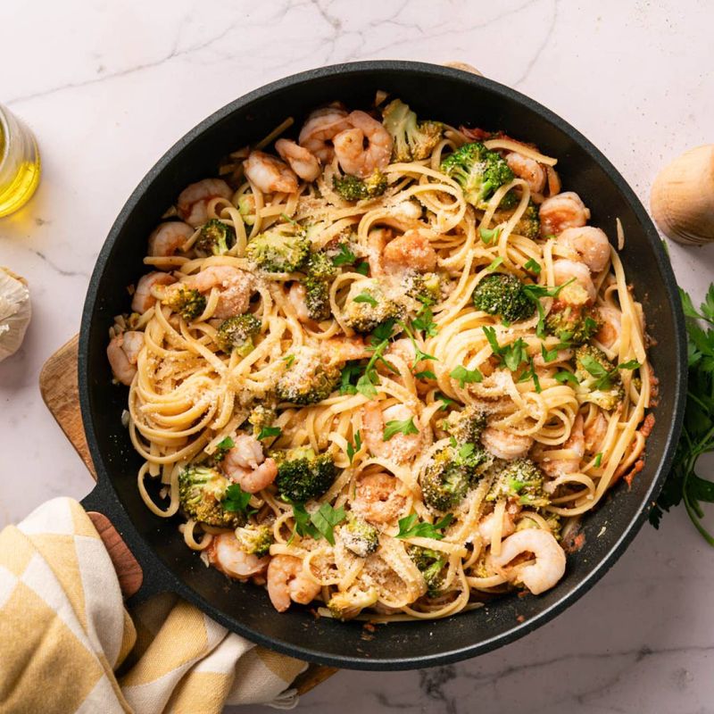 Shrimp and Broccoli Pasta