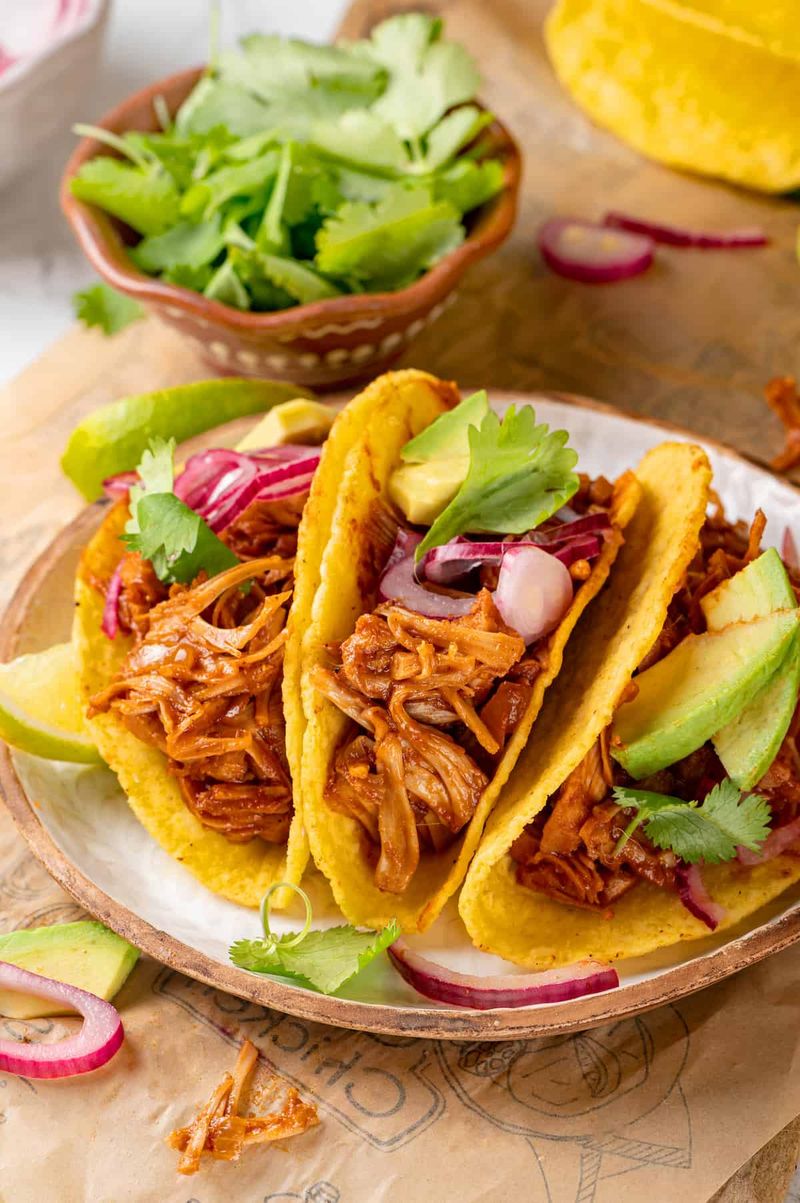 Pulled Jackfruit Carnitas Tacos