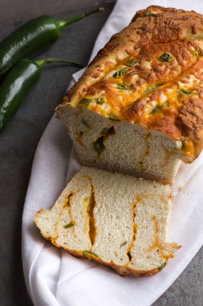 Jalapeño Cheddar Bread