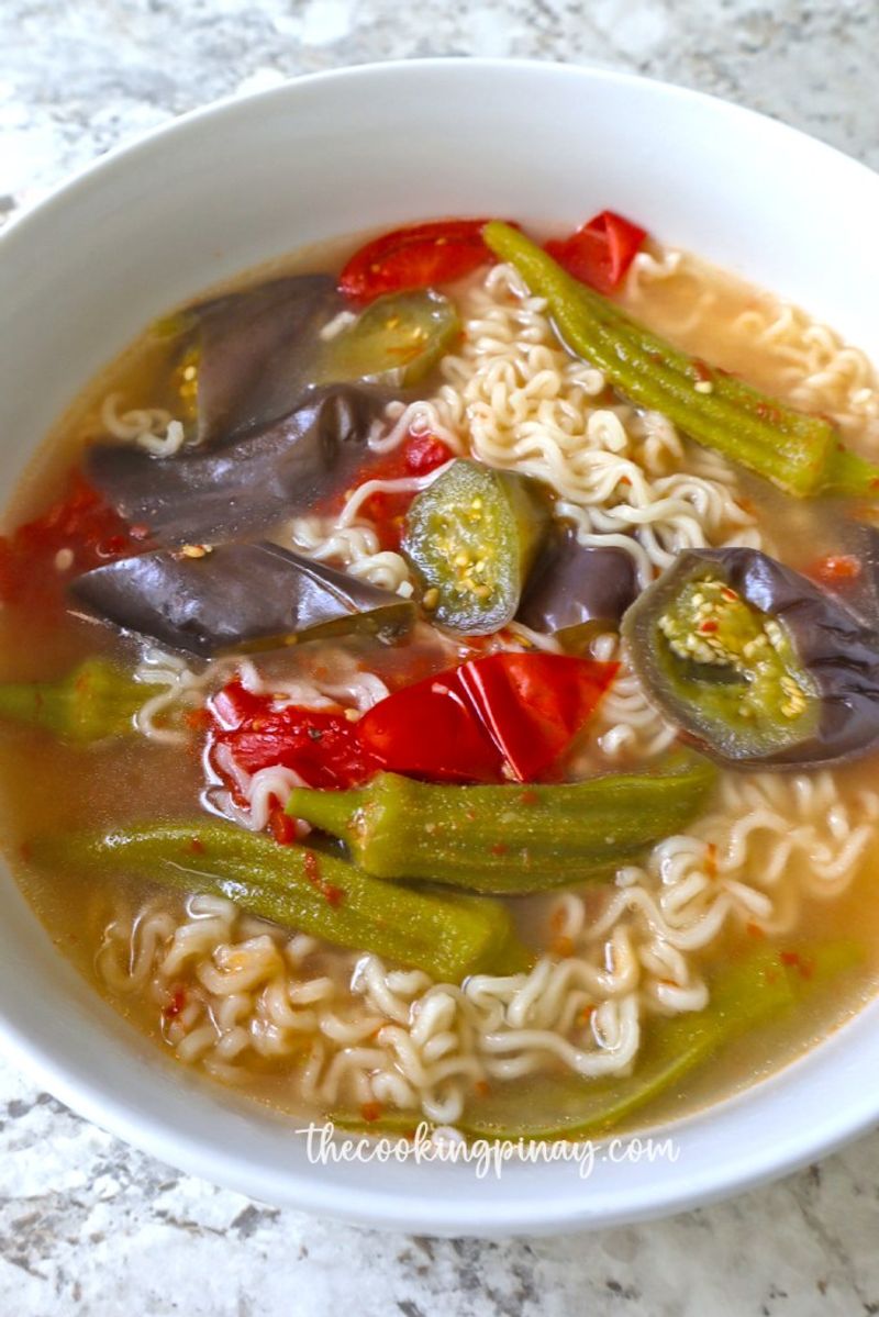 Cup Noodle Vegetable Soup