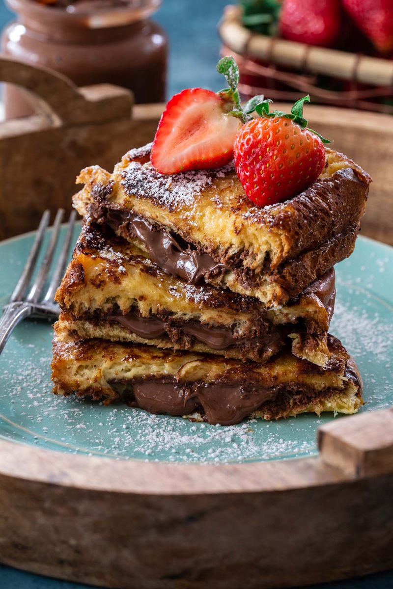 Nutella-Stuffed French Toast