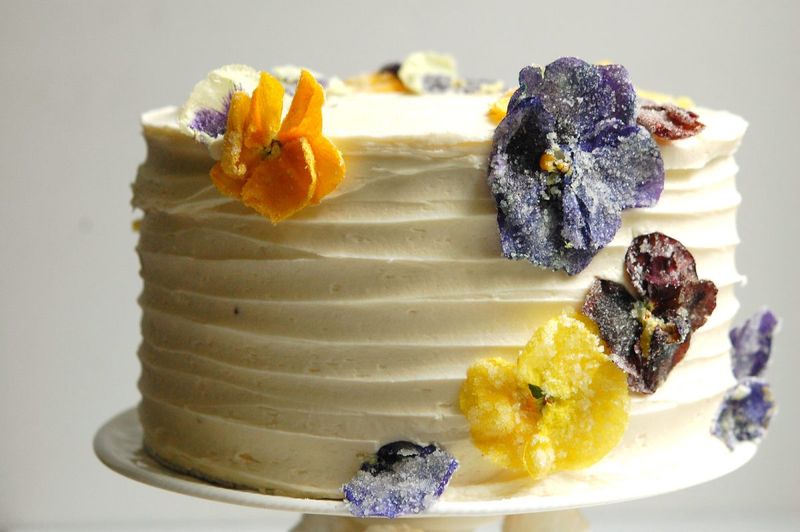 Candied Violets for Cake Decorating