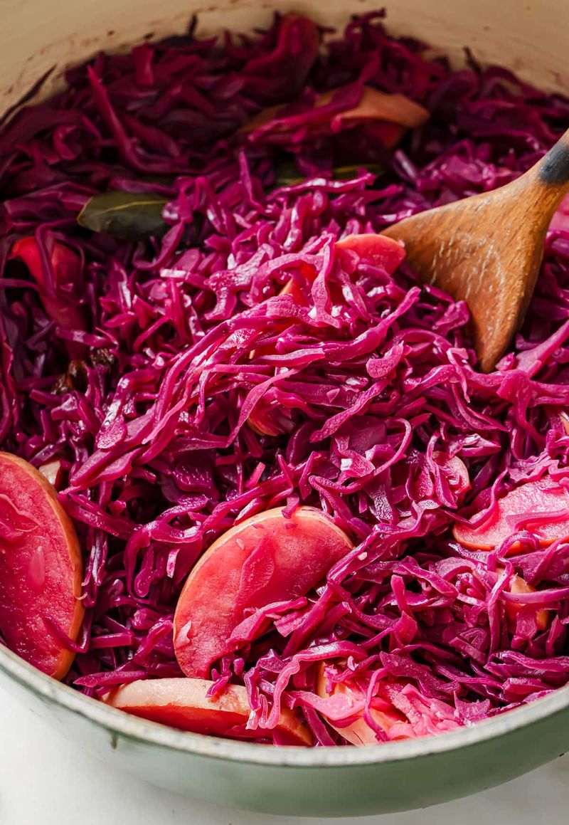 Braise Red Cabbage With Apple and Vinegar