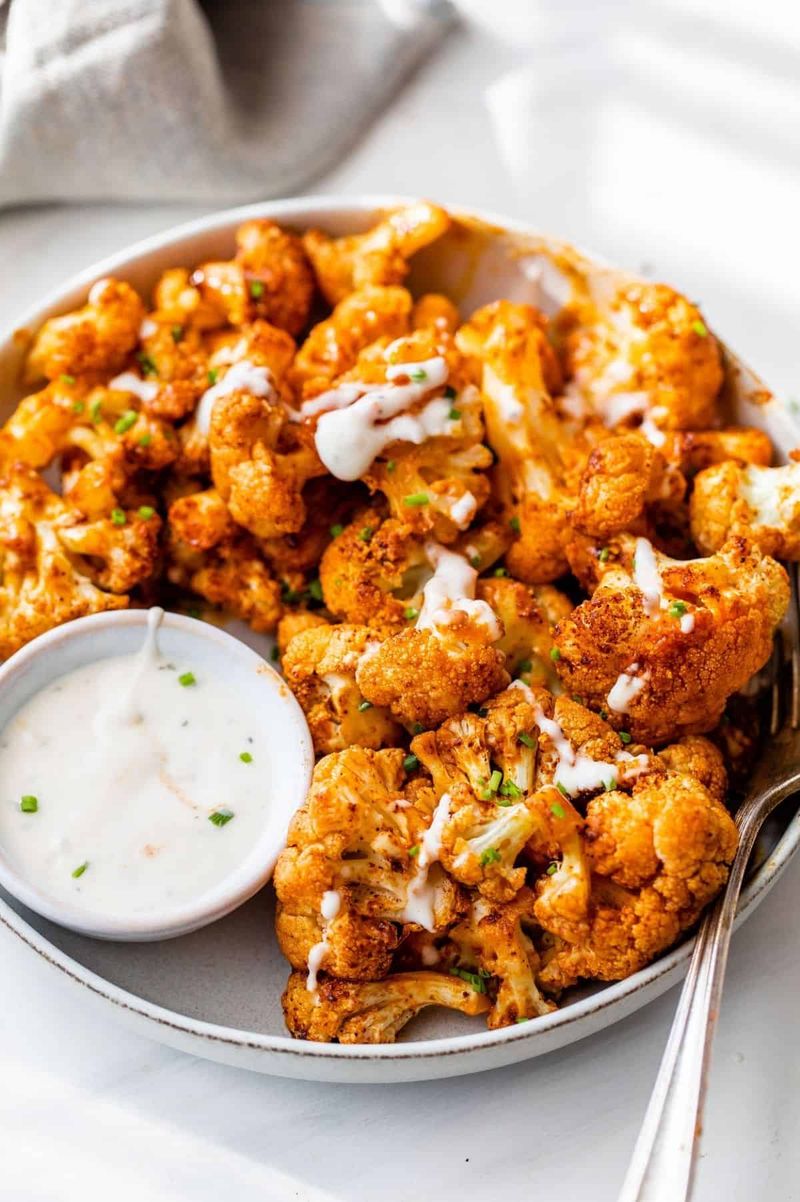 Crispy Baked Buffalo Cauliflower Bites