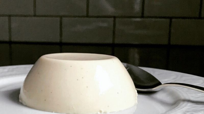 Tahitian Vanilla Bean Panna Cotta