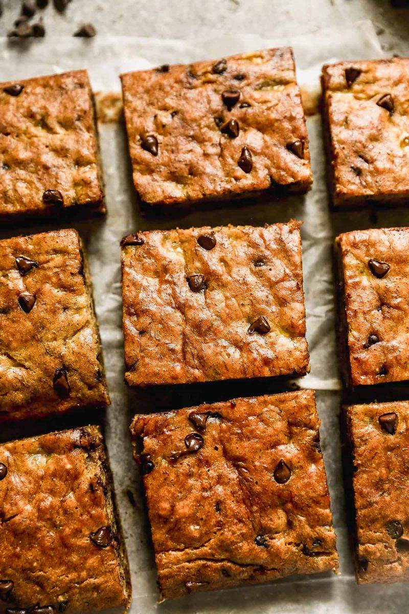 Banana Oat Traybake